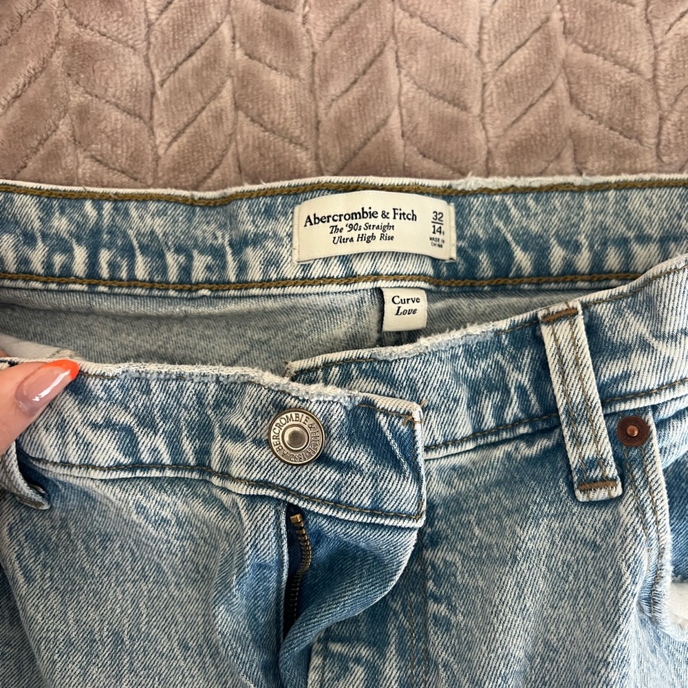 Abercrombie and fitch - curve love